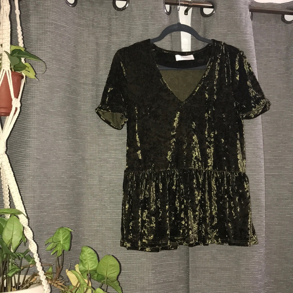 Short sleeve, faux velvet peplum top